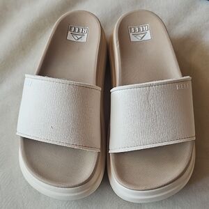Reef Women's Beige Slide Sandals